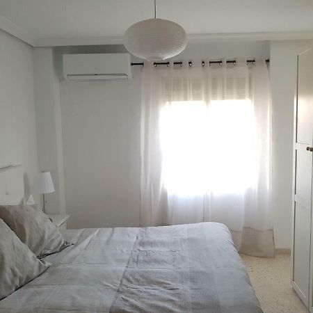Luminoso Y Amplio Apartamento เซบีญา ภายนอก รูปภาพ