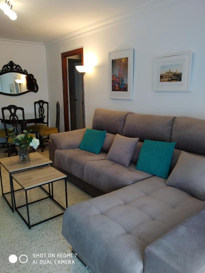 Luminoso Y Amplio Apartamento เซบีญา ภายนอก รูปภาพ