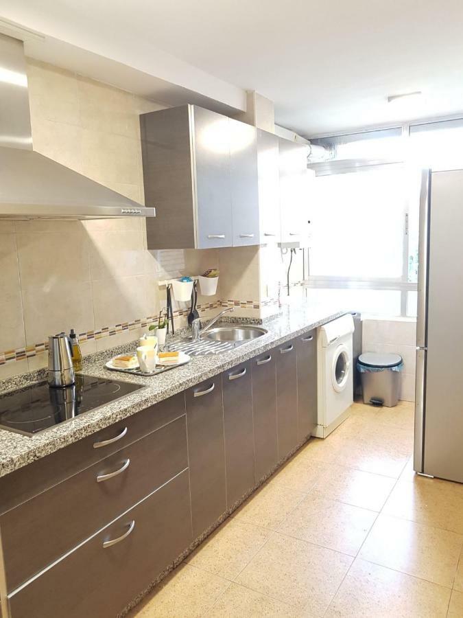 Luminoso Y Amplio Apartamento เซบีญา ภายนอก รูปภาพ